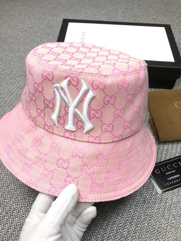 ブランド帽子正面デザイン